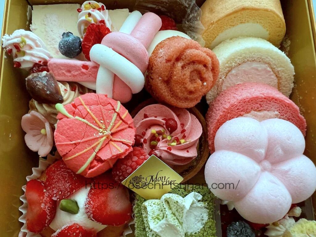 実食レビュー　パティスリーンモンシェール　スイーツ玉手箱　口コミレビュー